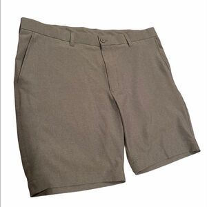 Round Tree and Yorker Performance Grey Shorts 40